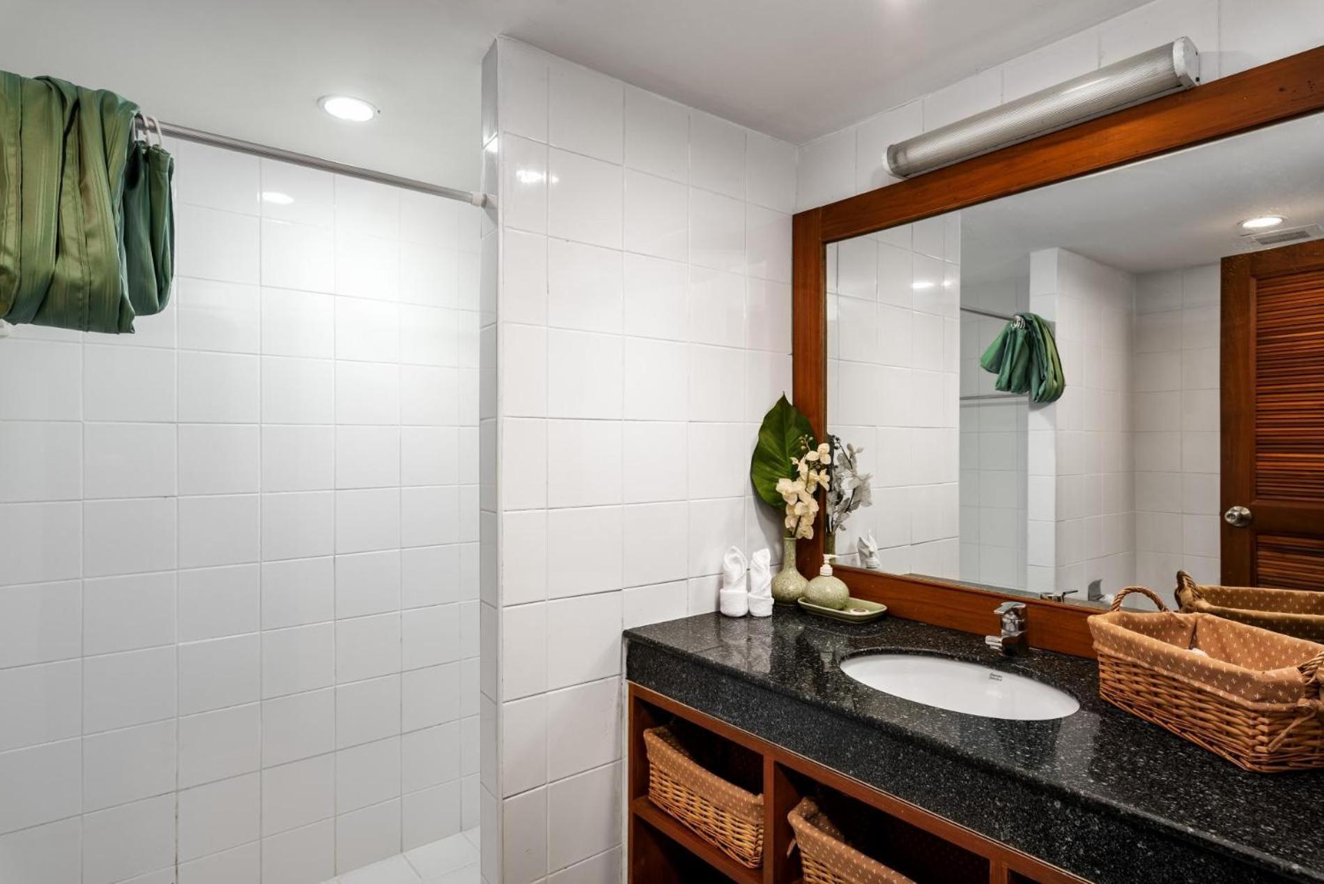The Sands 2 Bedroom Apartment Naiharn Nai Harn Esterno foto