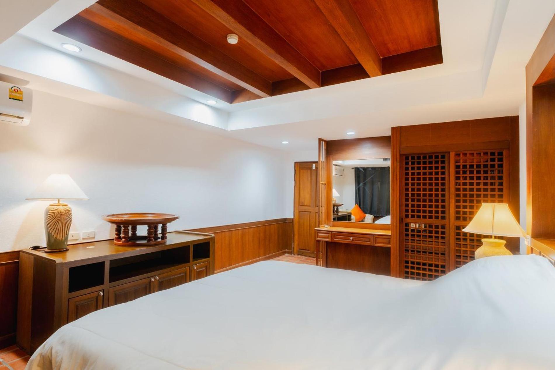 The Sands 2 Bedroom Apartment Naiharn Nai Harn Esterno foto