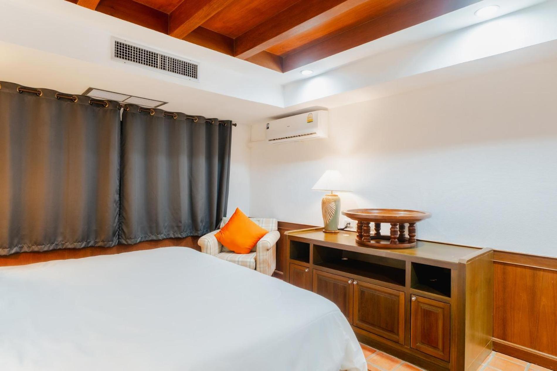 The Sands 2 Bedroom Apartment Naiharn Nai Harn Esterno foto